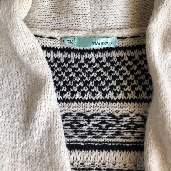 Maurices patterned cardigan w/ gold stitching - Picture 4 of 4